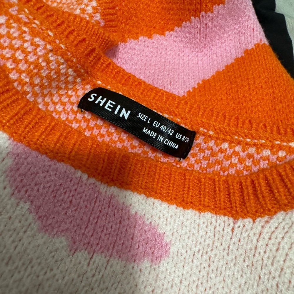 Shein - Picture 3 of 4